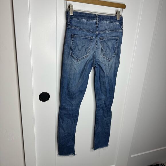 Mother High Waisted Looker Ankle Fray Distressed Jeans Goin For Gold Size 25 - Picture 6 of 10